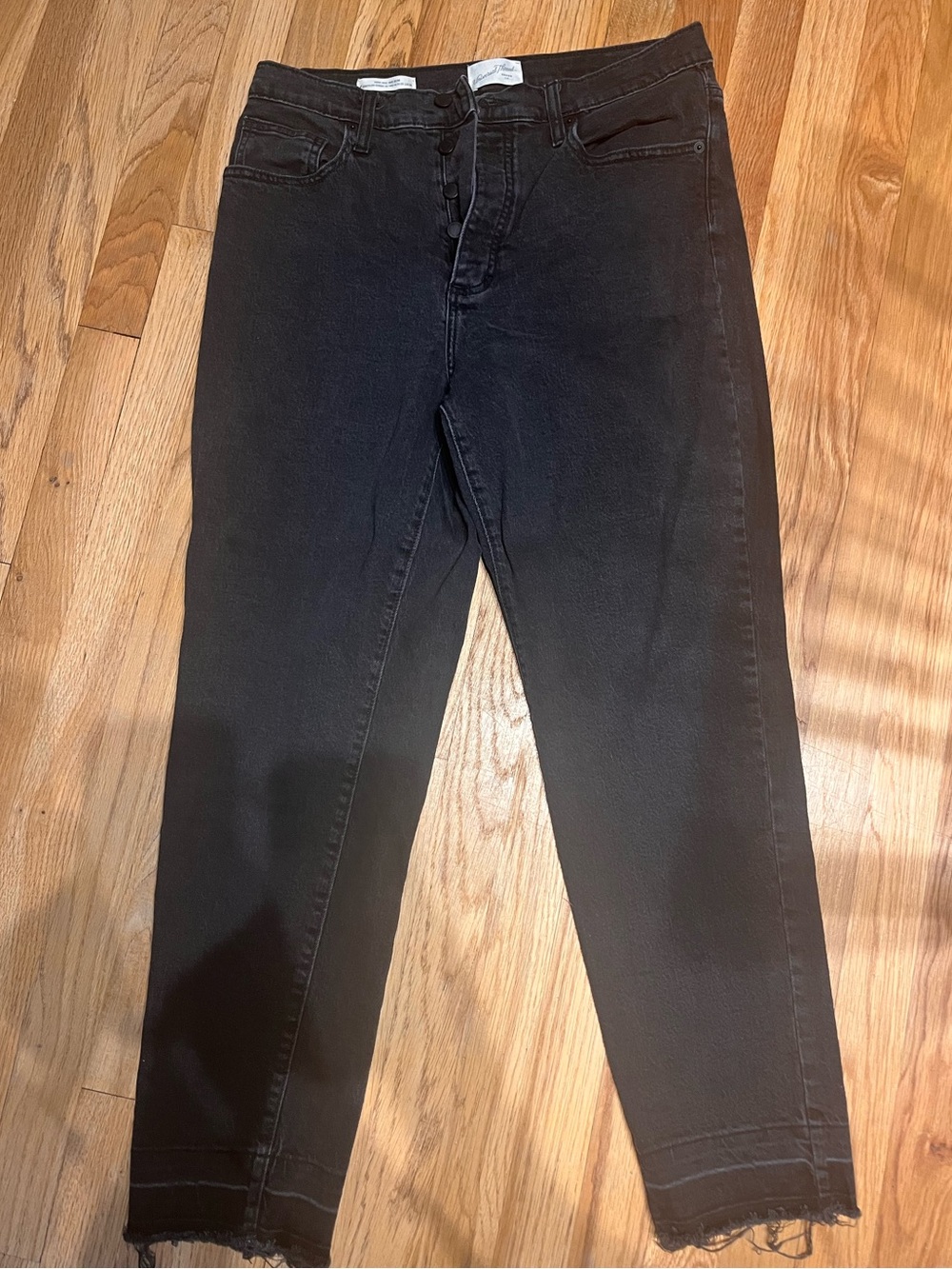 Universal Thread Black High-Rise Straight Jeans